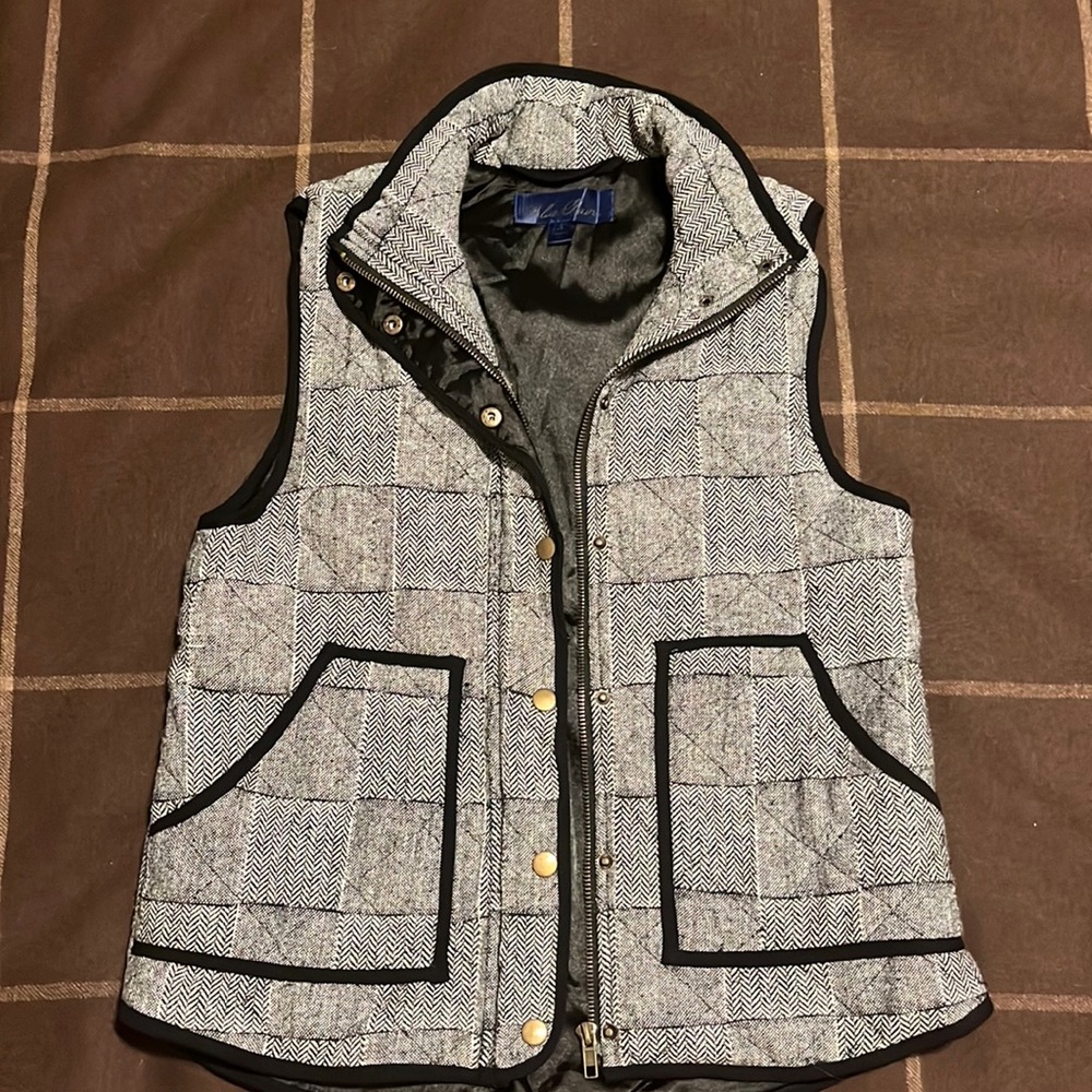 Blue Rain Black and White Vest